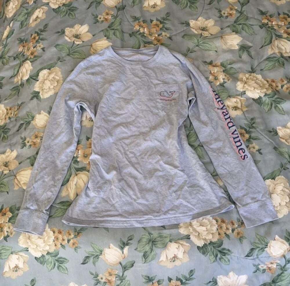 Vineyard Vines Long Sleeve Pocket T-Shirt Gray Size Small